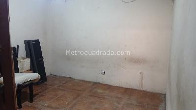 Casa de 5 alcobas en venta en Ciudad Latina, Soacha, 127 m² · foto 2 de 10