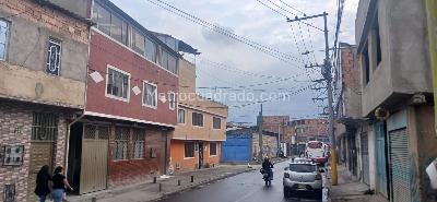 Casa de 5 alcobas en venta en Duacles 1, Soacha, 192 m² · foto 3 de 14