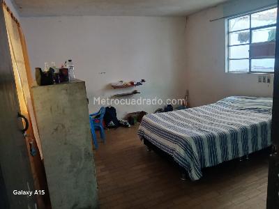 Casa de 5 alcobas en venta en Linconl, Soacha, 72 m² · foto 6 de 16