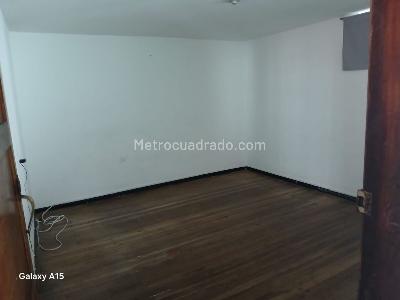 Casa de 5 alcobas en venta en Linconl, Soacha, 72 m² · foto 3 de 16