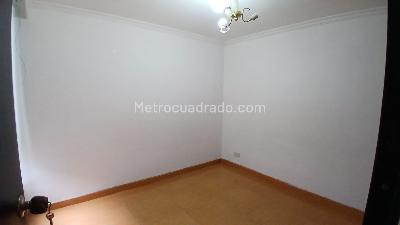 Apartamento de 2 alcobas en venta en Parque Campestre, Soacha, 38 m² · foto 4 de 8