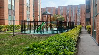 Apartamento de 3 alcobas en venta en La Grandeza 4, Soacha, 50 m² · foto 10 de 10