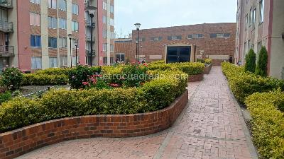 Apartamento de 3 alcobas en venta en Amaranto Real, Soacha, 64 m² · foto 13 de 13