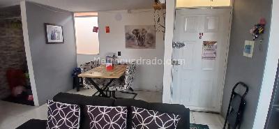 Apartamento de 3 alcobas en venta en El Tesoro, Soacha, 53 m² · foto 2 de 8