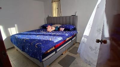 Apartamento de 2 alcobas en venta en Caminos Del Vinculo, Soacha, 57 m² · foto 4 de 10