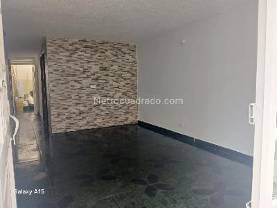 Apartamento de 3 alcobas en venta en Nuevo Compartir, Soacha, 50 m² · foto 5 de 16