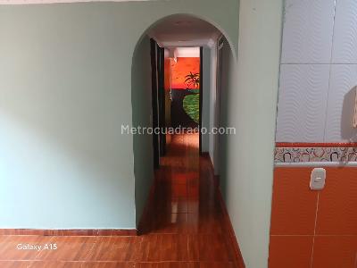 Apartamento de 3 alcobas en venta en Ciudad De Quito, Soacha, 43 m² · foto 2 de 9