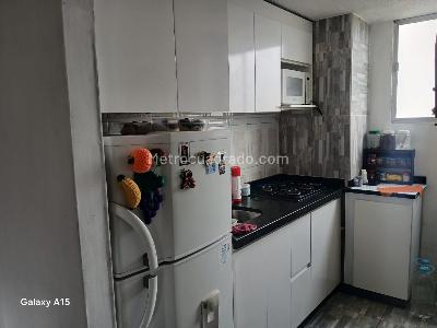 Apartamento de 3 alcobas en venta en Cobec, Soacha, 50 m² · foto 2 de 6