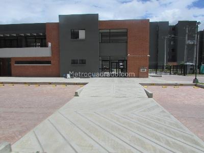 Apartamento de 3 alcobas en venta en Parque Campestre 15, Soacha, 44 m² · foto 7 de 7
