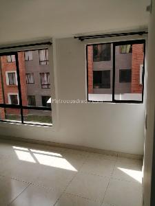 Apartamento de 2 alcobas en venta en Cr Pensamiento, Soacha, 40 m² · foto 7 de 13