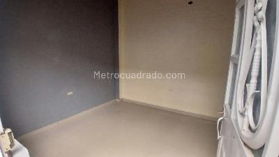 Casa de 5 alcobas en venta en San Nicolas, Soacha, 72 m² · foto 10 de 17