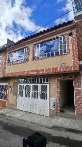 Casa de 5 alcobas en venta en San Nicolas, Soacha, 72 m² · foto 2 de 17