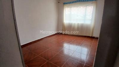 Casa de 5 alcobas en venta en Bella Vista, Soacha, 216 m² · foto 14 de 19