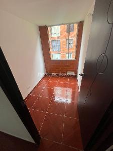 Apartamento de 3 alcobas en venta en Parque Campestre Etapa 13, Soacha, 44 m² · foto 6 de 12