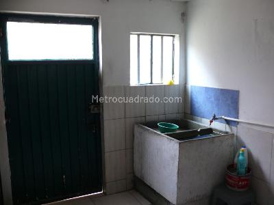Casa de 5 alcobas en venta en Ciudadela Sucre, Soacha, 224 m² · foto 2 de 11