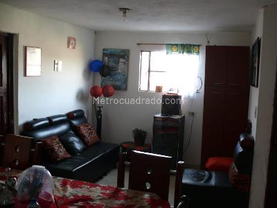 Casa de 5 alcobas en venta en Ciudadela Sucre, Soacha, 224 m² · foto 4 de 11