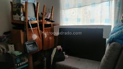 Apartamento de 3 alcobas en venta en Conjunto Residencial Portal De Las Flores, Soacha, 44 m² · foto 6 de 10