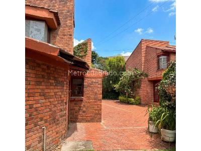 Casa en arriendo en San Jose De Bavaria, Bogotá · foto 3 de 20