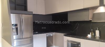 Apartaestudio en venta en Chico Norte, Bogotá, 70 m² · foto 8 de 20