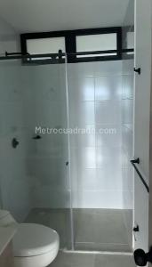 Apartamento de 2 alcobas en venta en El Poblado, Medellín, 70 m² · foto 15 de 16