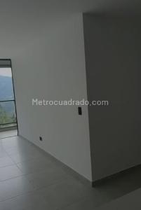 Apartamento de 2 alcobas en venta en El Poblado, Medellín, 70 m² · foto 8 de 16