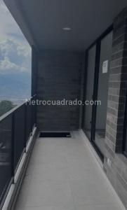 Apartamento de 2 alcobas en venta en El Poblado, Medellín, 70 m² · foto 10 de 16