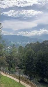 Apartamento de 2 alcobas en venta en El Poblado, Medellín, 70 m² · foto 11 de 16