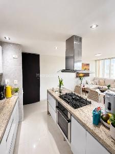 Apartamento de 3 alcobas en venta en El Tejar, Bucaramanga, 99 m² · foto 2 de 11
