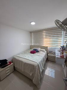 Apartamento de 3 alcobas en venta en El Tejar, Bucaramanga, 99 m² · foto 6 de 11