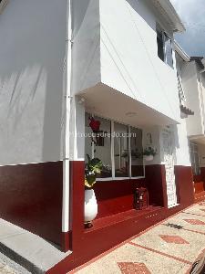 Casa de 3 alcobas en venta en Alfonso Lopez, Bucaramanga, 115 m² · foto 9 de 11