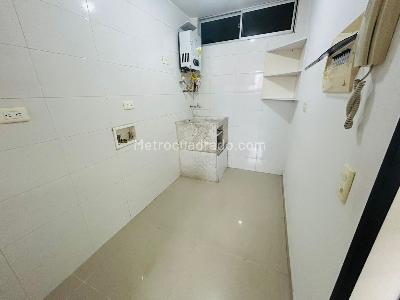Apartamento de 3 alcobas en venta en Cabecera Del Llano, Bucaramanga, 79 m² · foto 8 de 14
