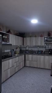 Casa de 5 alcobas en venta en Altos De Cabecera, Bucaramanga, 90 m² · foto 4 de 6