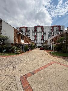 Casa de 3 alcobas en venta en Vista Campestre, Floridablanca, 98 m² · foto 2 de 15
