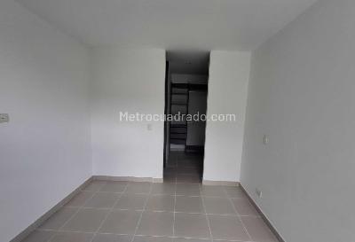 Apartamento de 3 alcobas en venta en Santana, Floridablanca, 95 m² · foto 9 de 10