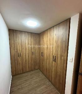 Apartamento de 3 alcobas en venta en Altos De Cabecera, Bucaramanga, 185 m² · foto 10 de 10