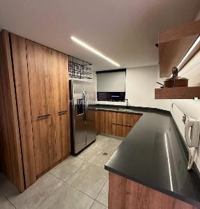 Apartamento de 3 alcobas en venta en Altos De Cabecera, Bucaramanga, 185 m² · foto 5 de 10