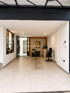 Casa de 5 alcobas en venta en Candiles, Bucaramanga, 300 m² · foto 6 de 9