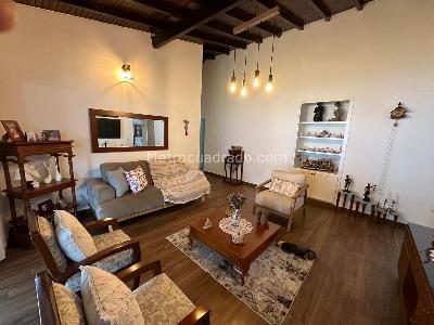 Casa de 4 alcobas en venta en Lagos Del Cacique, Bucaramanga, 240 m² · foto 10 de 19