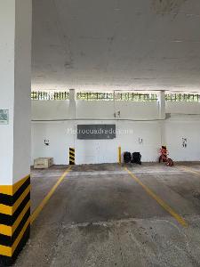 Apartamento de 4 alcobas en venta en Conjunto La Peninsula I Etapa, Floridablanca, 108 m² · foto 14 de 17