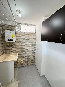 Apartamento de 3 alcobas en venta en Centro, Bucaramanga, 74 m² · foto 4 de 13