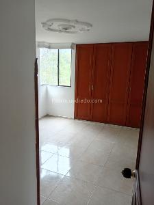 Apartamento de 3 alcobas en venta en Ub Portales Del Campestre, Floridablanca, 78 m² · foto 12 de 17