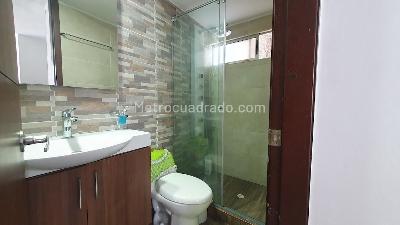 Apartamento de 3 alcobas en venta en Calle 200, Floridablanca, 98 m² · foto 7 de 9