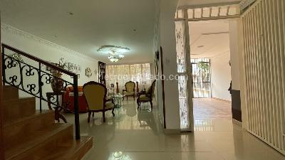Casa de 3 alcobas en venta en Nueva Fontana I, Bucaramanga, 250 m² · foto 2 de 16