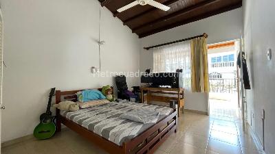 Casa de 3 alcobas en venta en Nueva Fontana I, Bucaramanga, 250 m² · foto 12 de 16