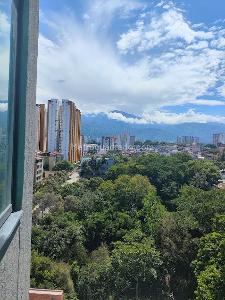 Apartamento de 3 alcobas en venta en Altos De Fontana, Bucaramanga, 75 m² · foto 2 de 10