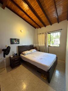 Casa de 5 alcobas en venta en Provenza, Bucaramanga, 240 m² · foto 8 de 17