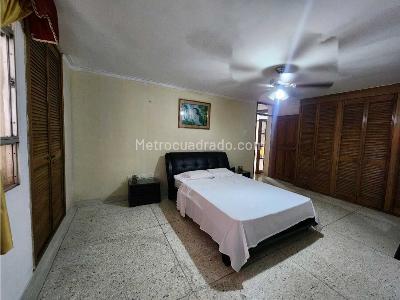 Apartamento de 3 alcobas en venta en Altos Del Prado, Barranquilla, 246 m² · foto 16 de 20