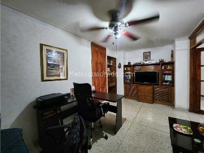 Apartamento de 3 alcobas en venta en Altos Del Prado, Barranquilla, 246 m² · foto 7 de 20