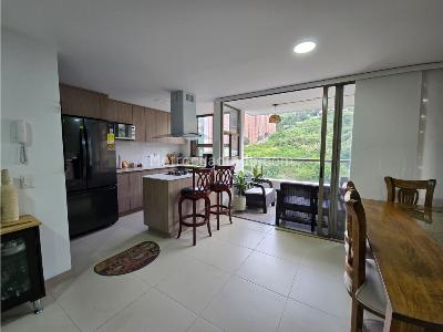 Apartamento de 3 alcobas en venta en Las Lomitas, Sabaneta, 86 m² · foto 10 de 15
