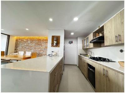 Apartamento en venta en Loma Del Esmeraldal, Envigado · foto 13 de 15